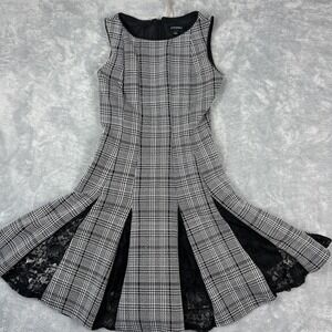 Roz & Ali Dress Sz 4 Black White Plaid Pleated Lace Inserts Schoolgirl Goth